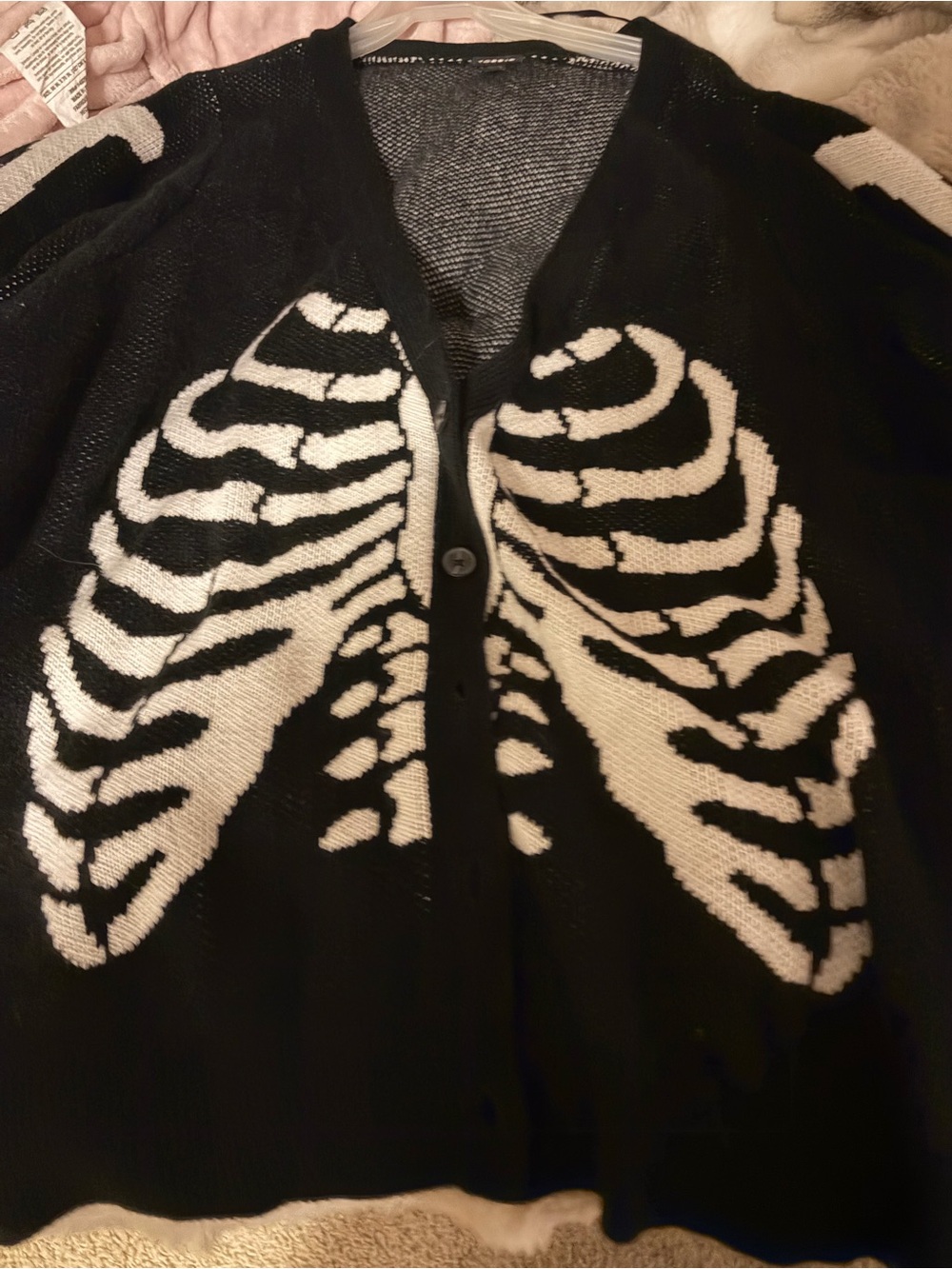 Torrid Black & White Skeleton Intarsia Cardigan Size 5 - Picture 4 of 7